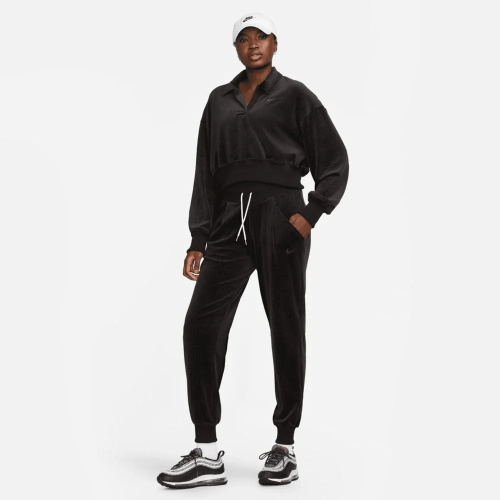 NIKE Velour Tracksuit Women's Small Black 2 Piece Jacket Pants Set